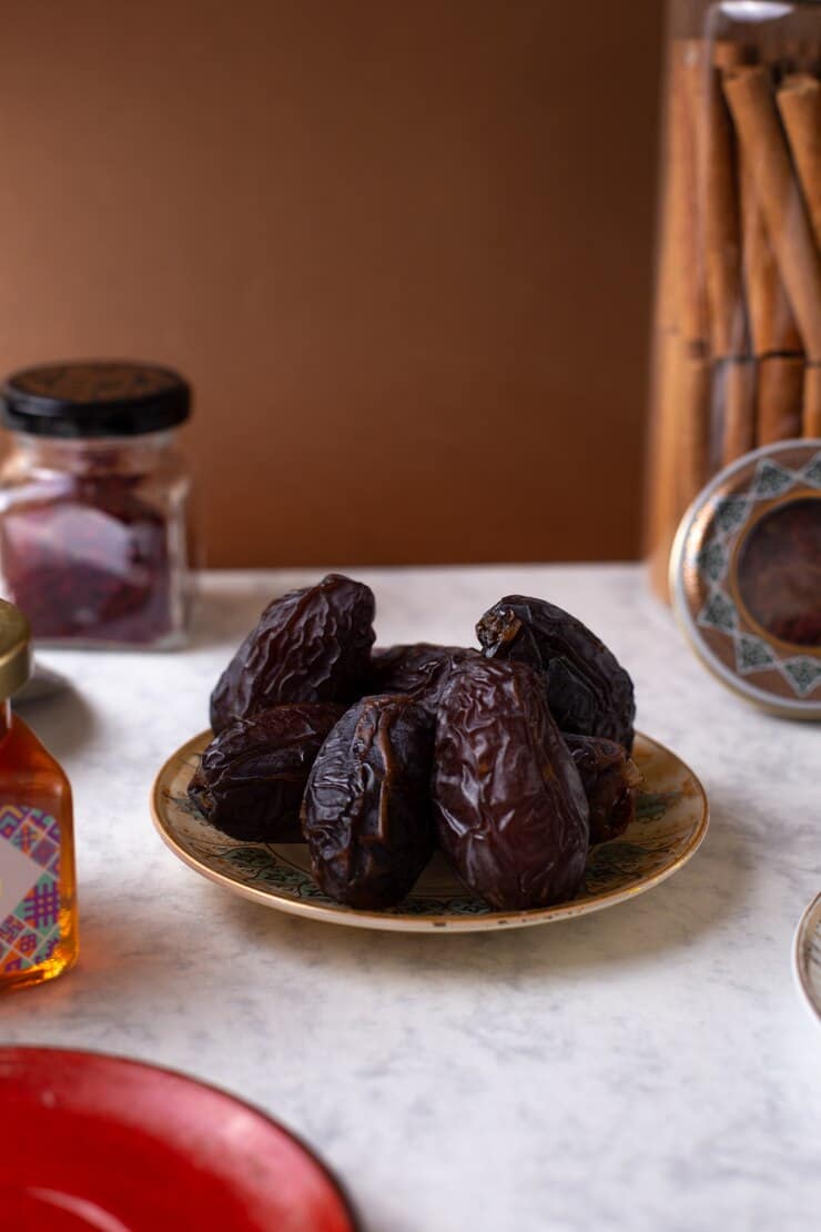 تصویر 3 از قیمت خرید خرما پیارم و فروش ویژه